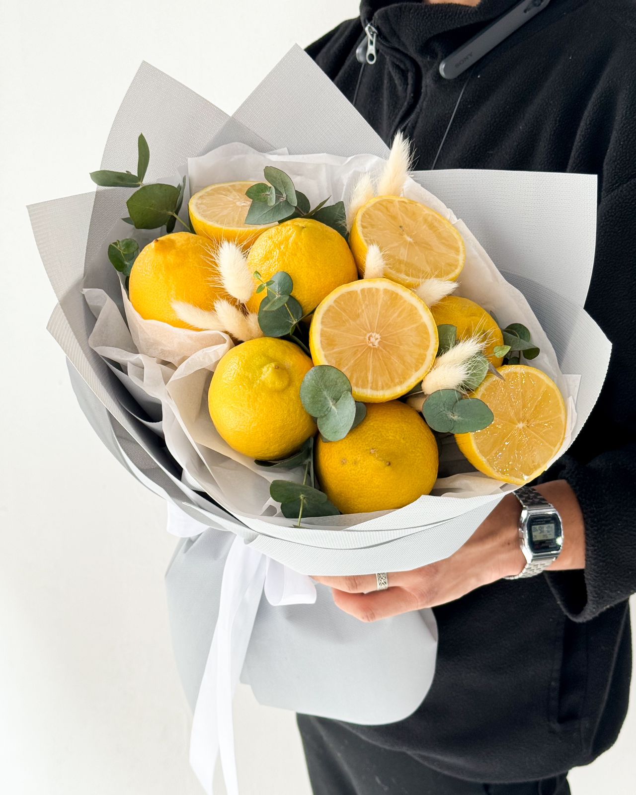 Фруктовый букет "Lemon" из лимонов и эвкалипта