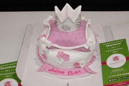 Торт с короной 1