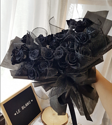 Букет из 45 черных роз